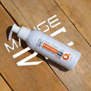 ژل ضد آفتاب SPF 50 مانسریک